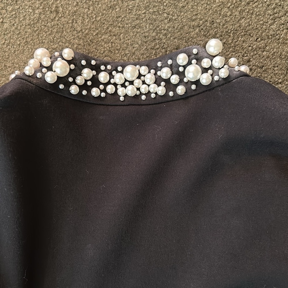 Cropped pearl shrug/blazer size Large - Picture 5 of 5